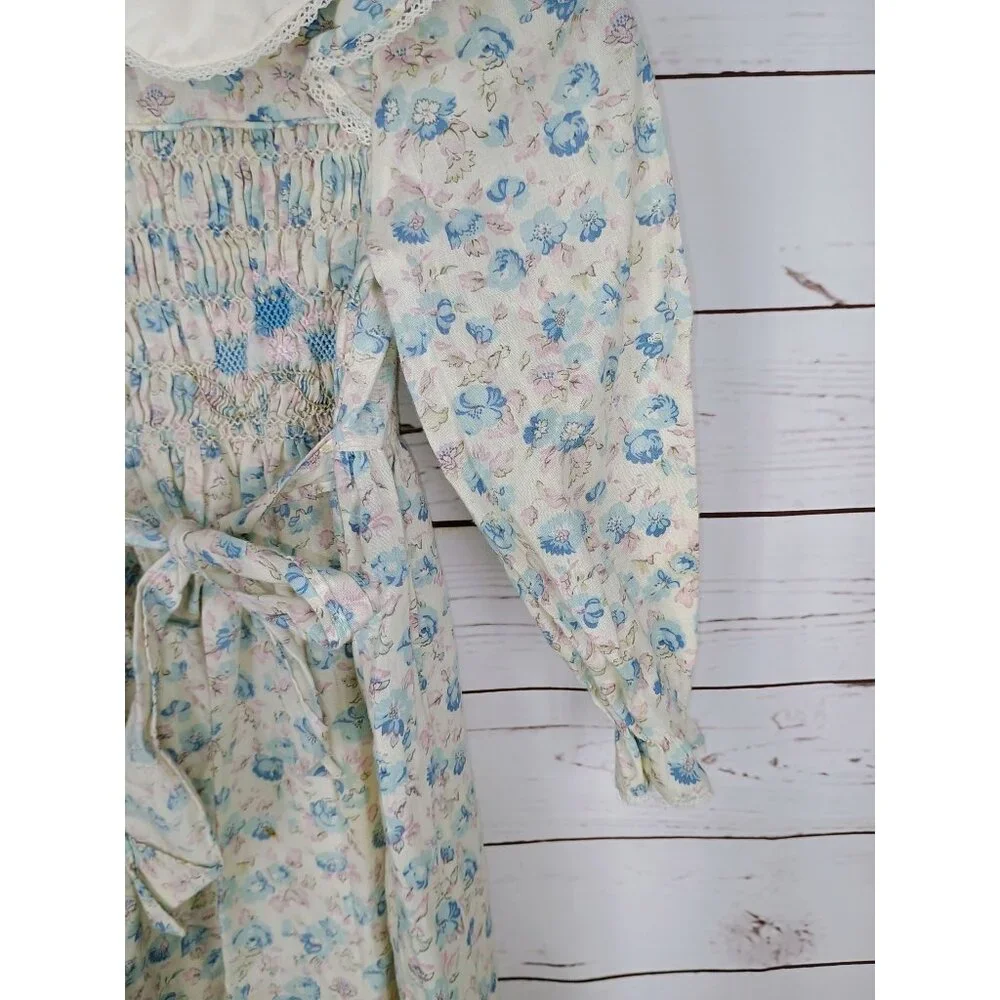 Polly Flinders Long Sleeve Floral Vintage Smocked Girls Size‎ 5 Dress